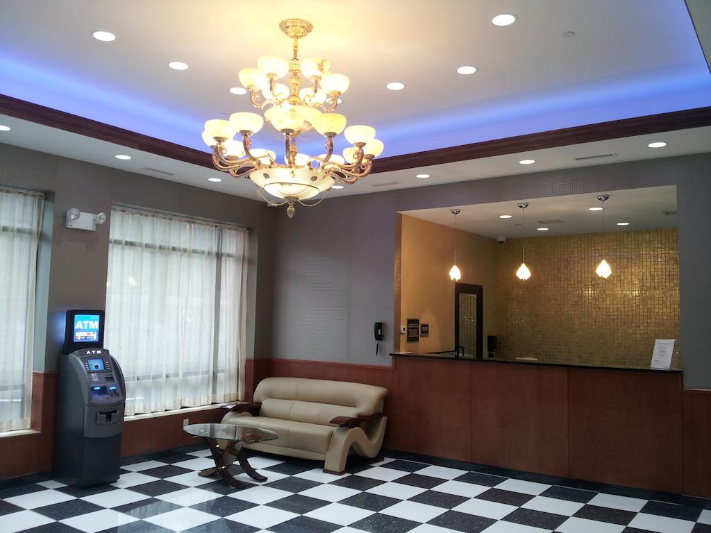 Howard Johnson By Wyndham Jamaica Ny Near Airtrain Jfk New York Eksteriør bilde