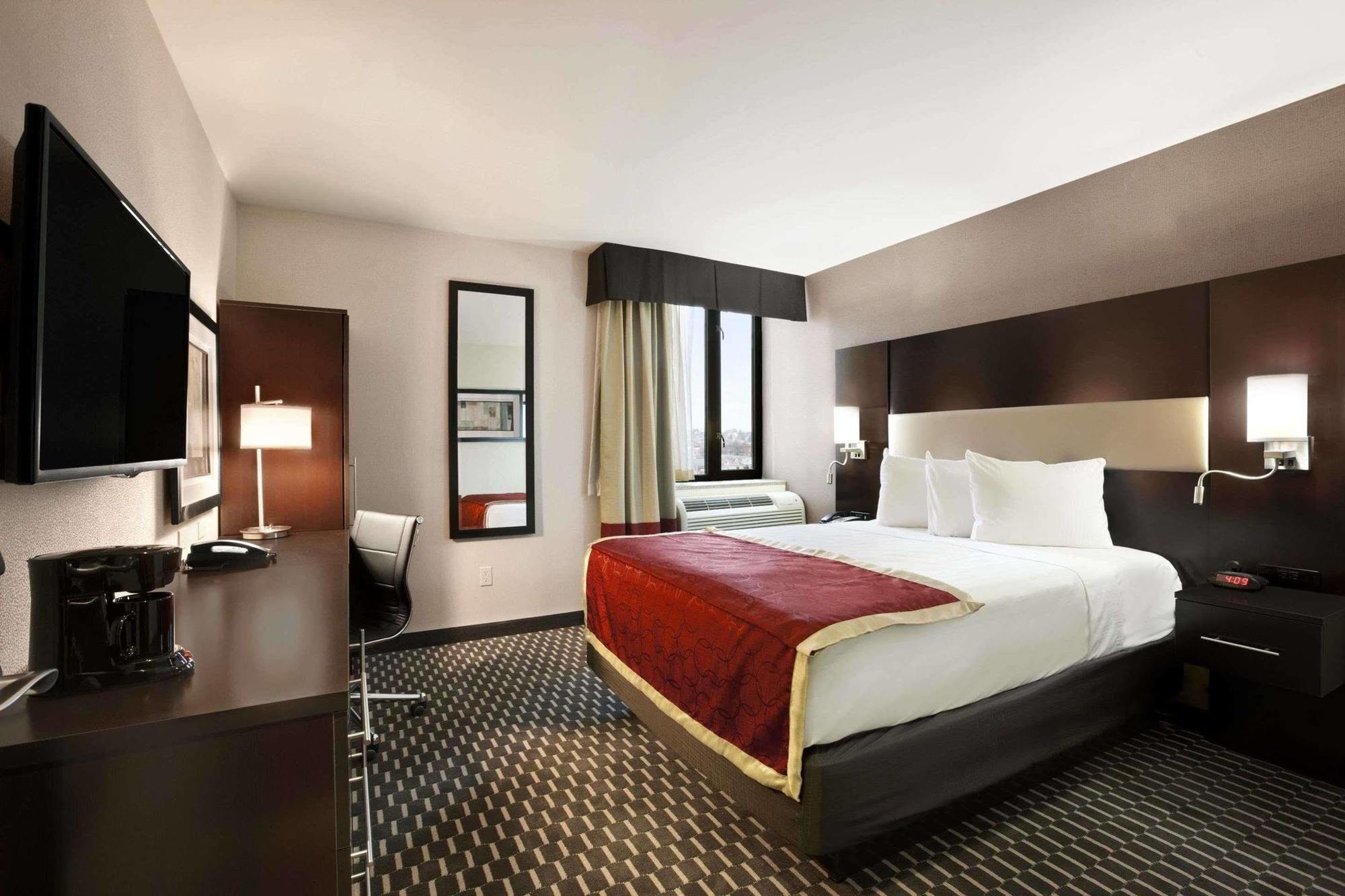 Howard Johnson By Wyndham Jamaica Ny Near Airtrain Jfk New York Eksteriør bilde